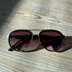 Brown sunglasses